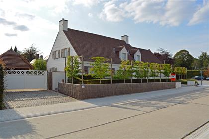 Prachtig gerenoveerde villa langs het Sterrebos