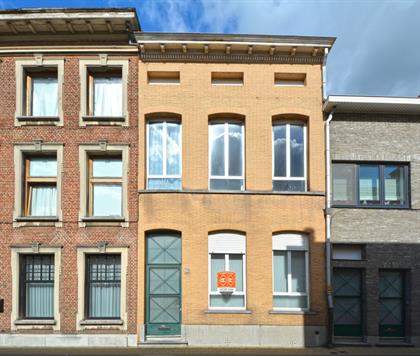 Verkocht - compromis in opmaak - Herenhuis met grote tuin in centrum Sint-Niklaas