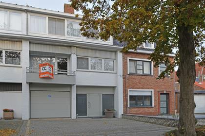 Gunstig gelegen bel-etage met garage en ruim terras te Brugge
